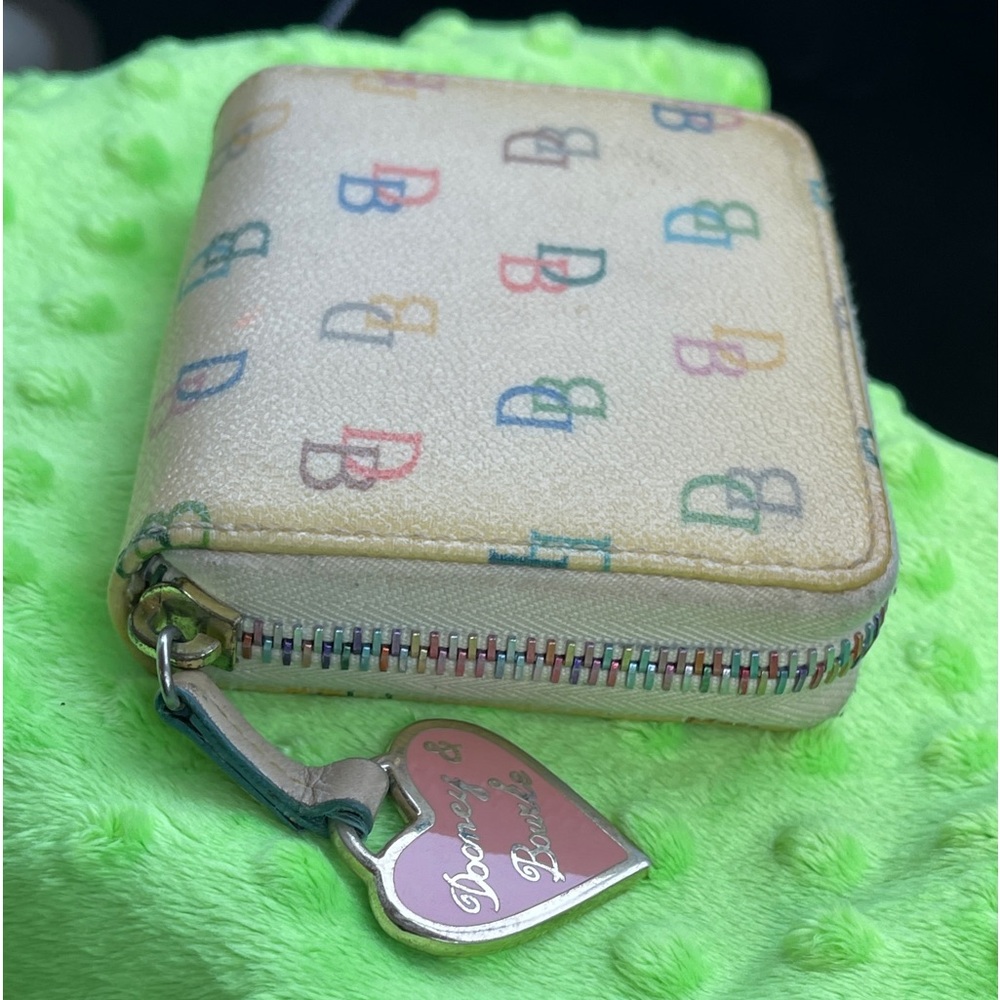 Vintage Dooney and Bourke wallet